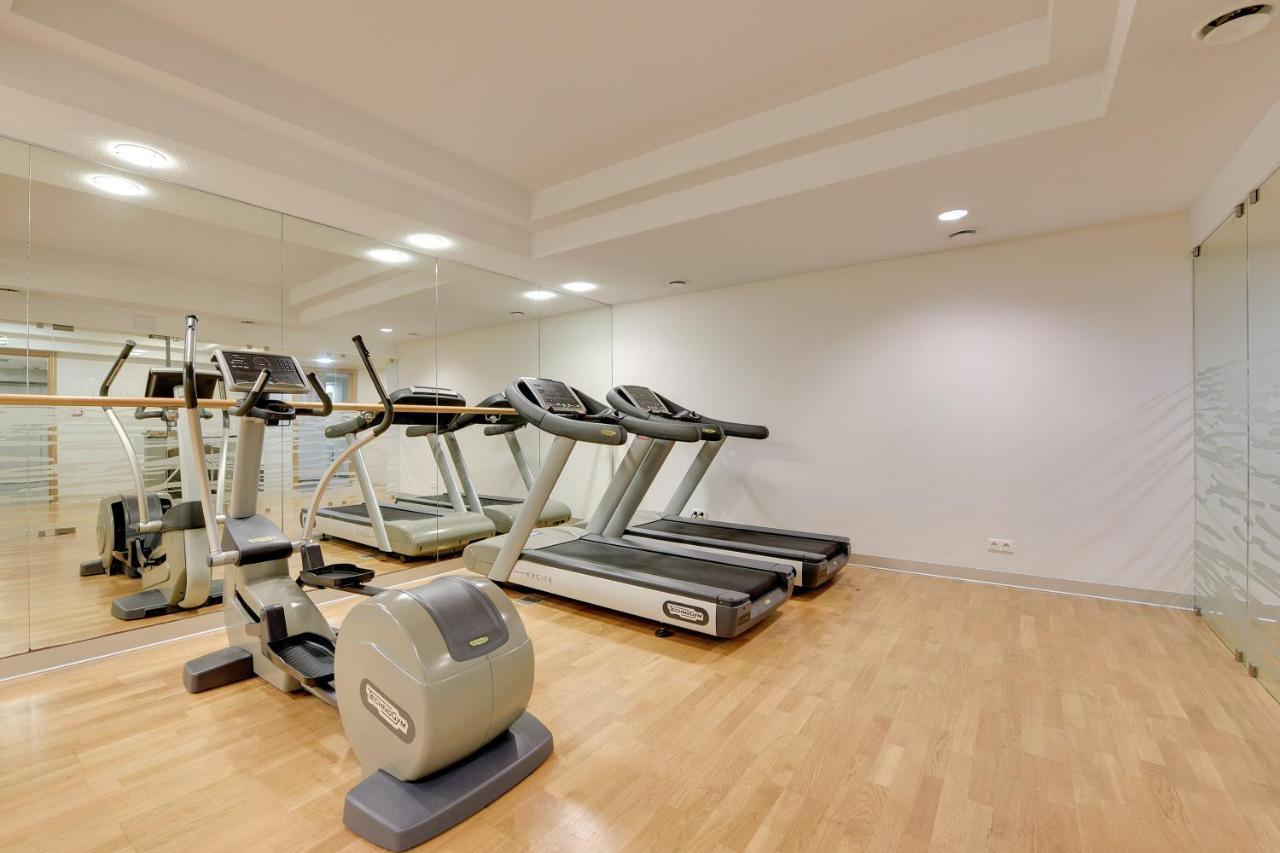 Waterlane Riverside - Spa, Pool, Gym & Parking By Downtown Apartments Danzica Esterno foto